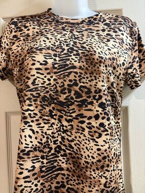 Express Leopard Print Short Sleeve Top in Tan and Black